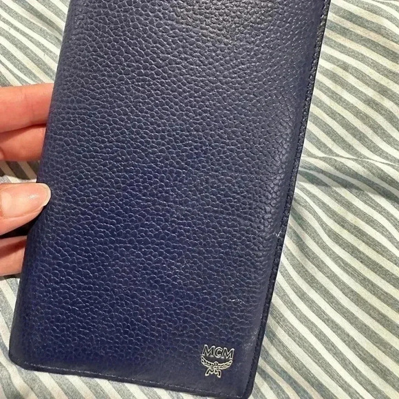 MCM Wallet - Picture 2 of 5